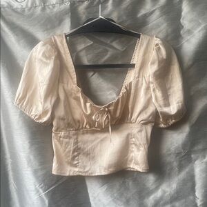 Love tree Crème Puff Sleeve Satin‎ Corset Crop Top size L